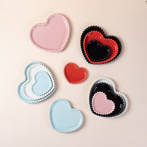 Heart-shaped Beaded Ceramic Plate 